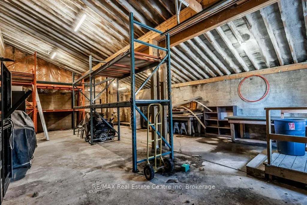 280 St Patrick Street W
