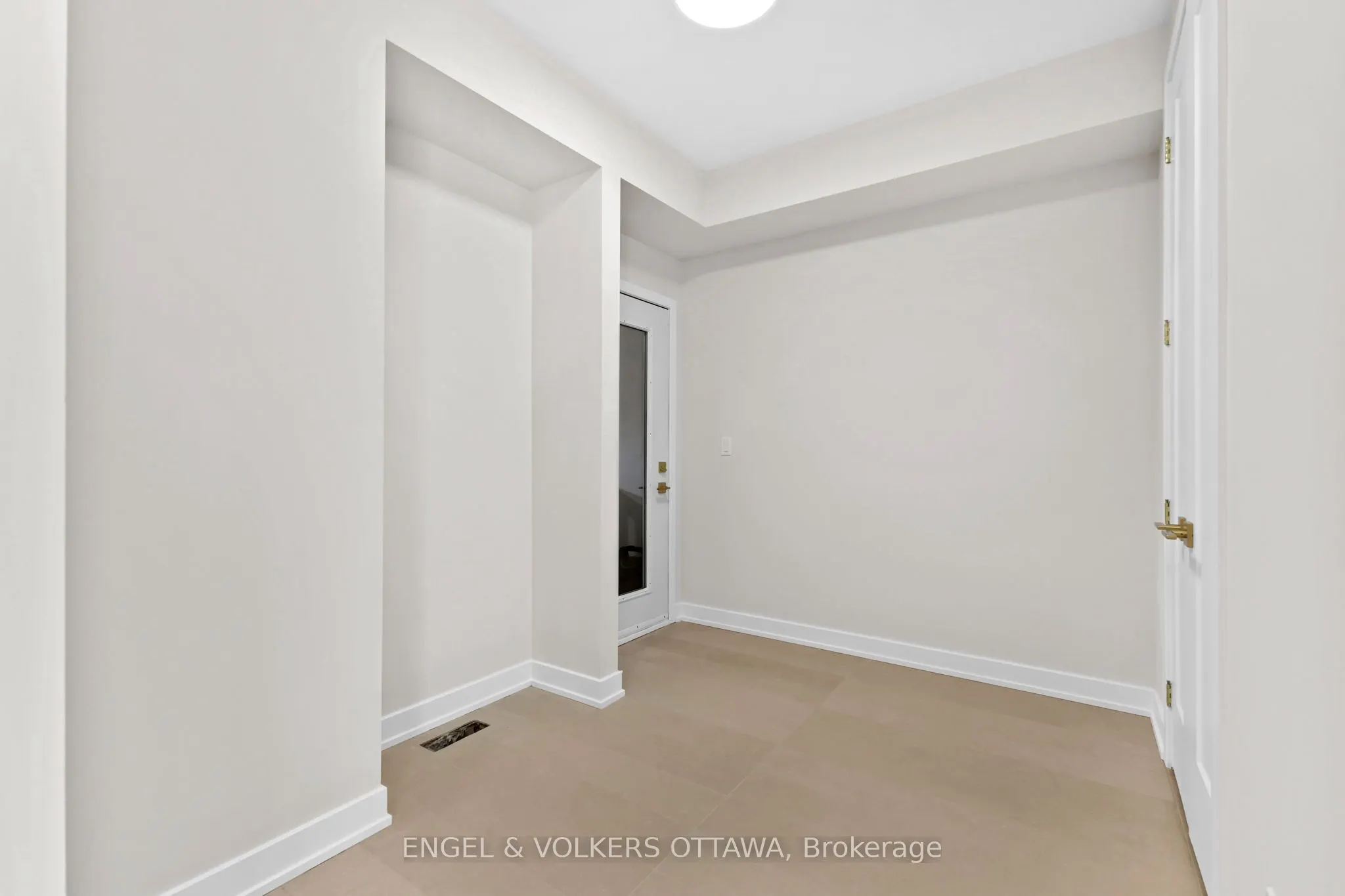 48 Mcnaughton Avenue