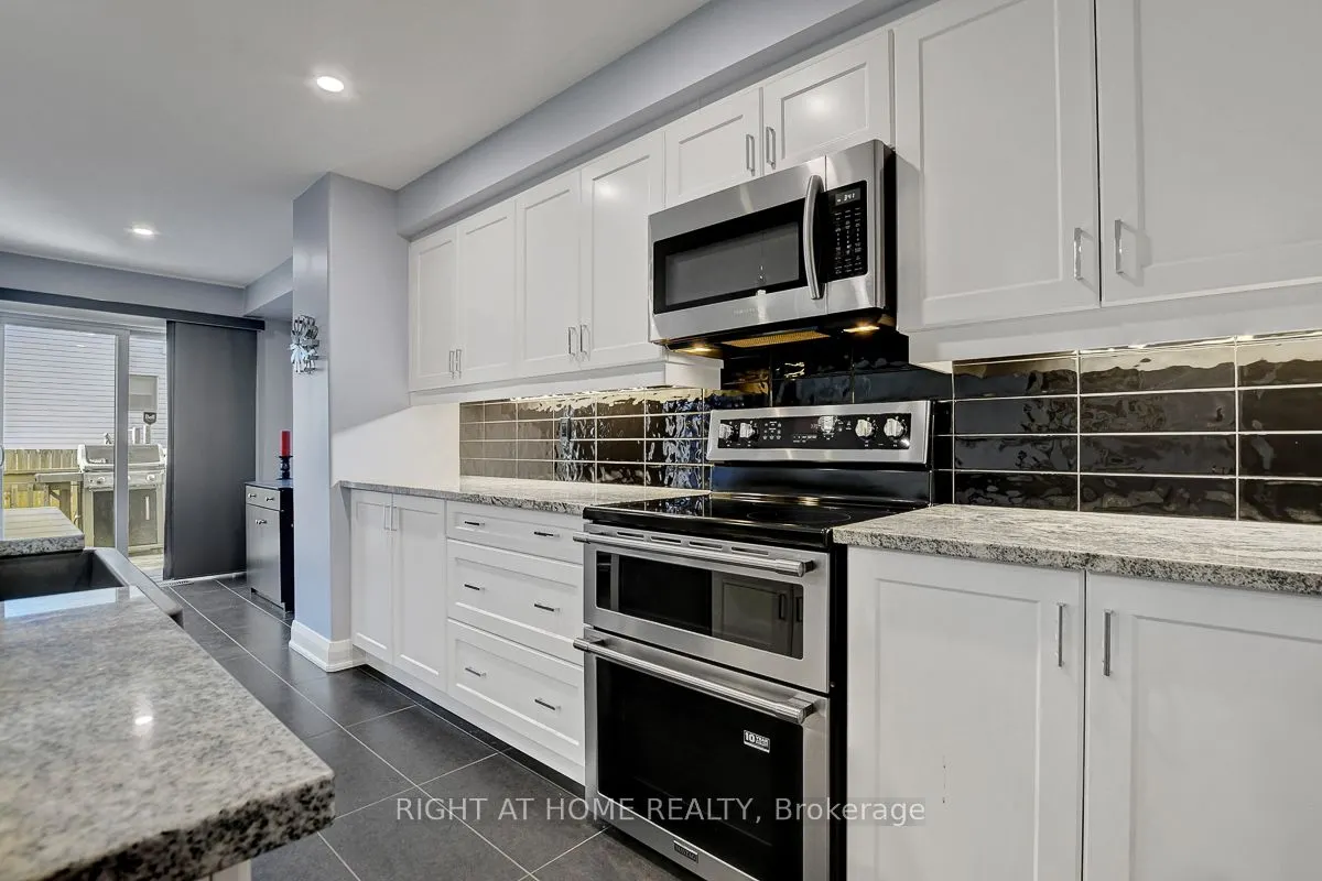 229 Purchase Crescent