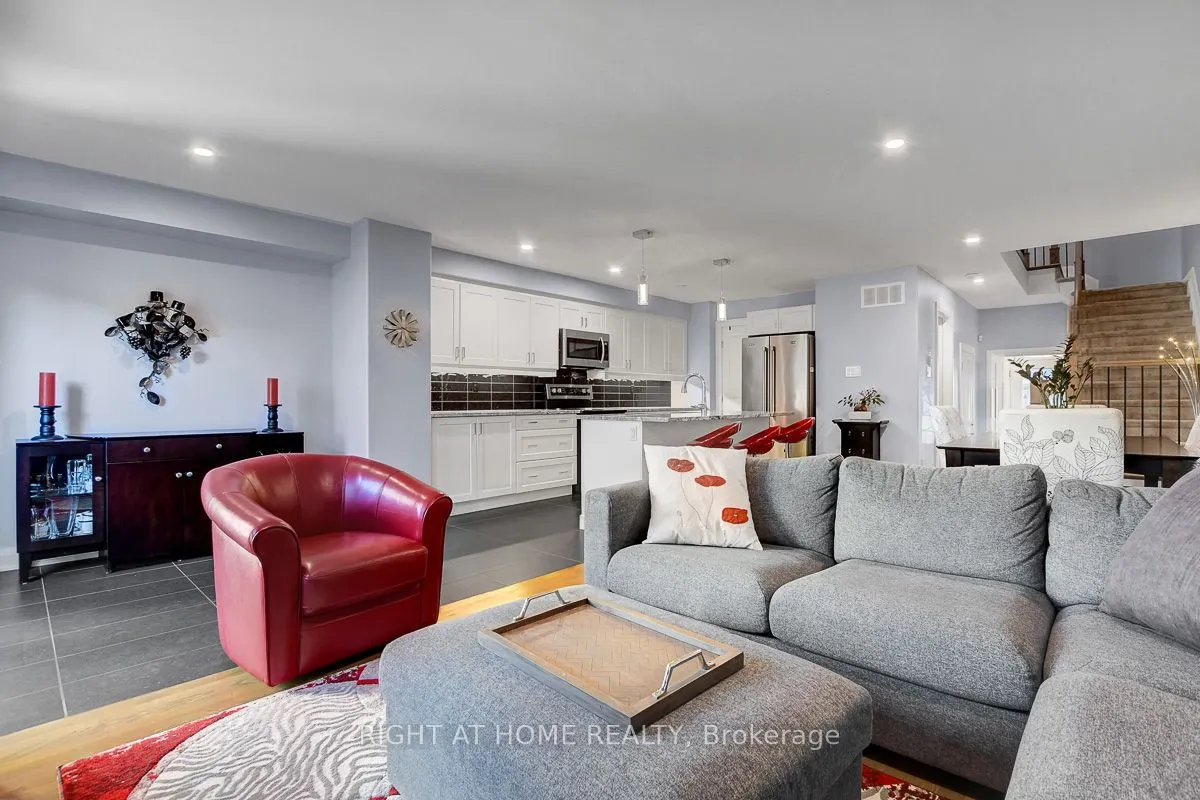 229 Purchase Crescent