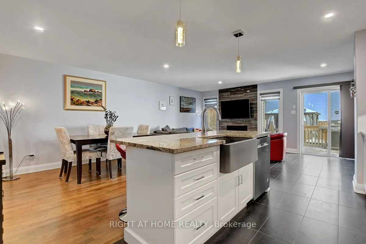 229 Purchase Crescent