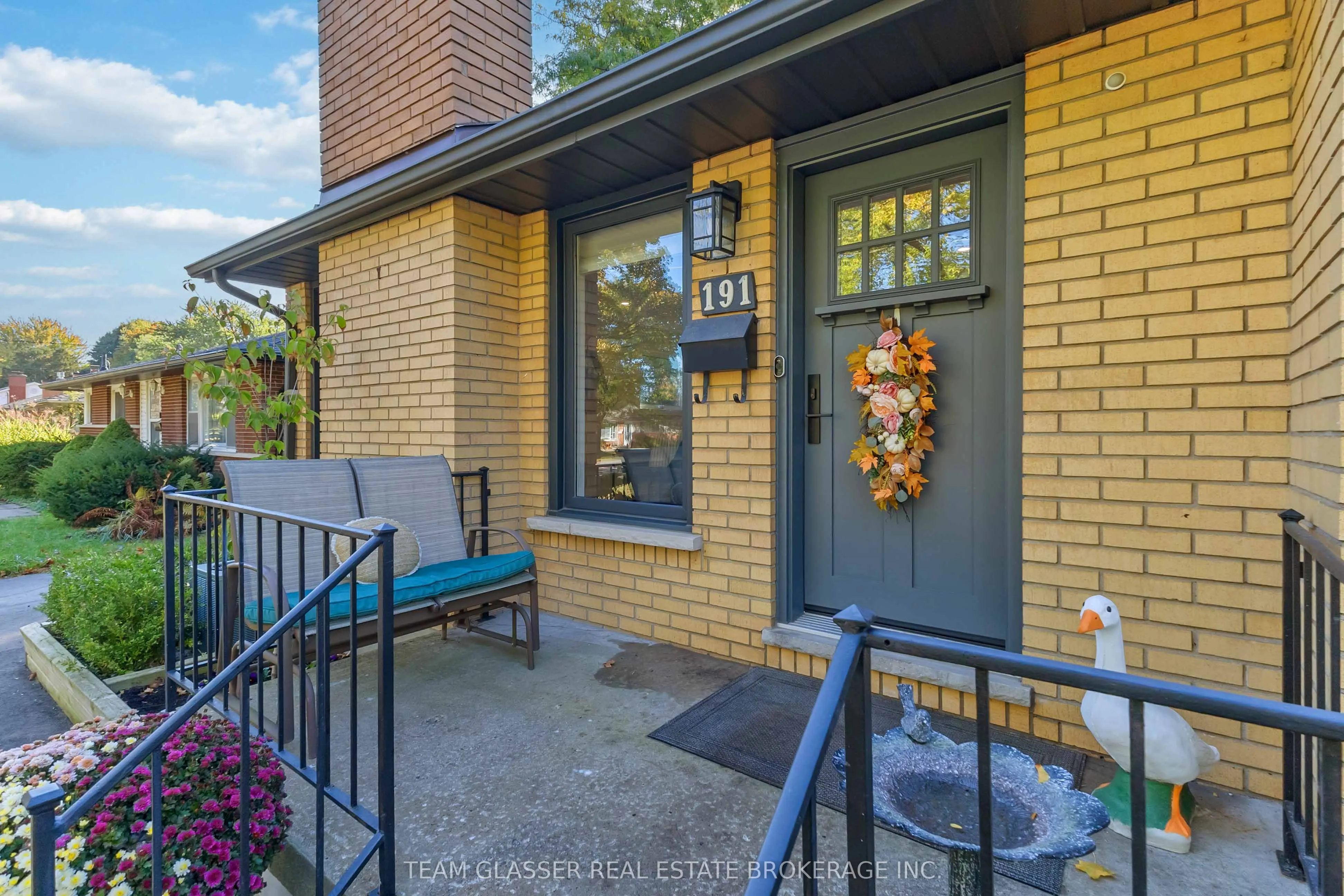 191 GLADMAN Avenue
