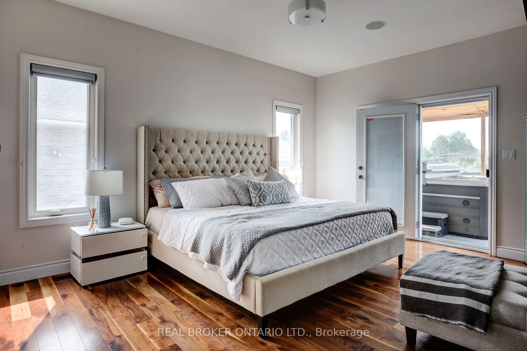 3435 Edna Street
