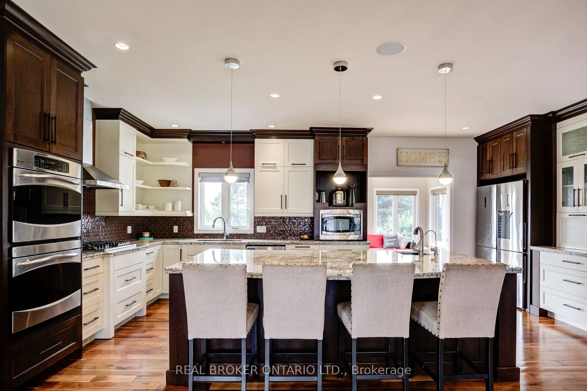 3435 Edna Street