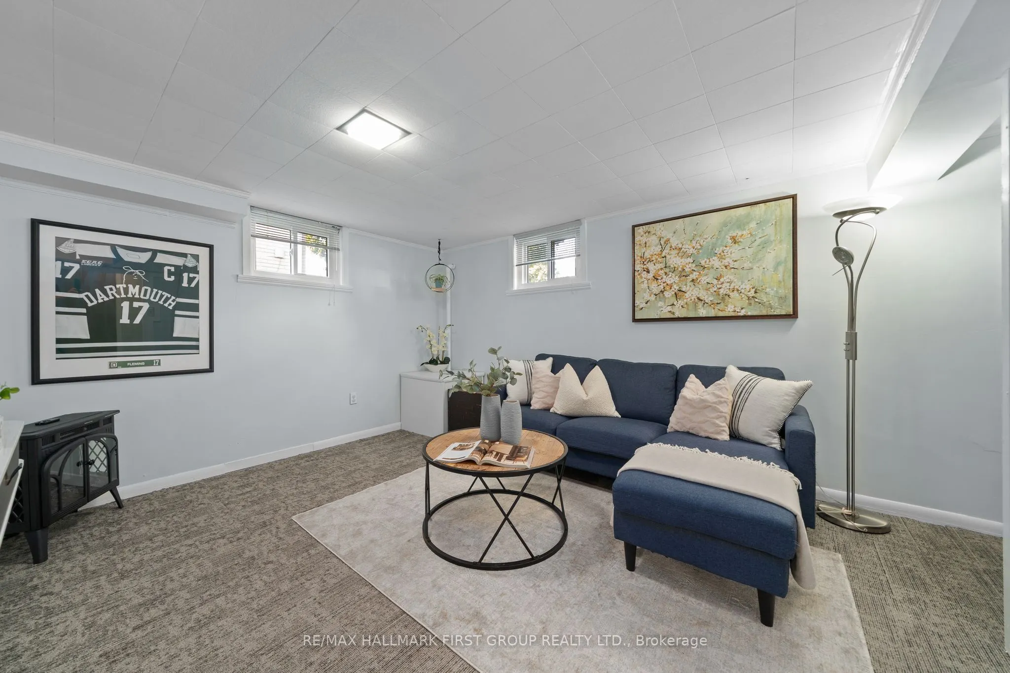 37 Elizabeth Crescent