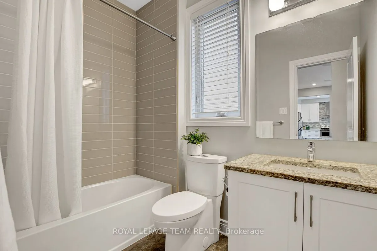 879 Percival Crescent