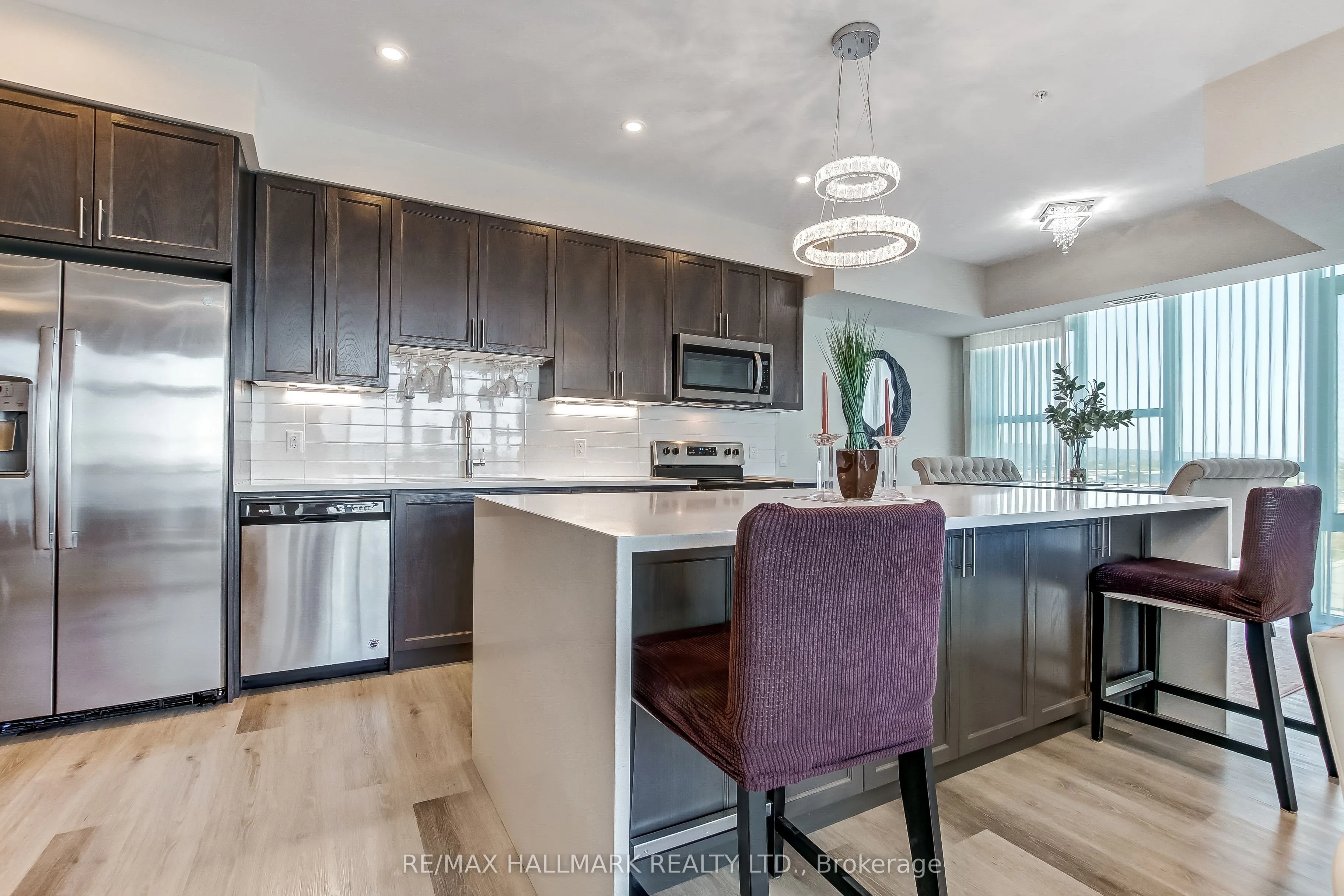 16 Concord Place, #807