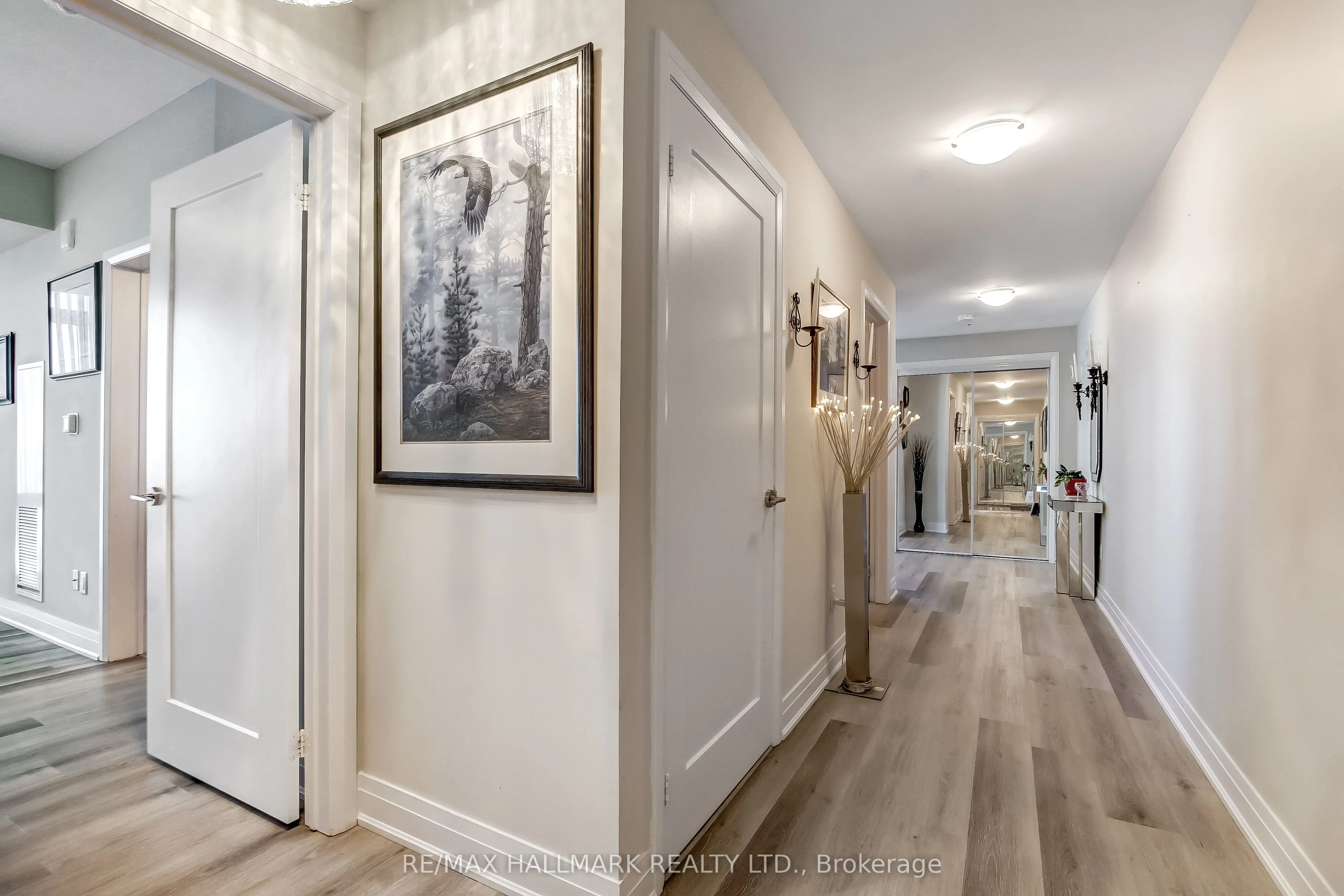 16 Concord Place, #807