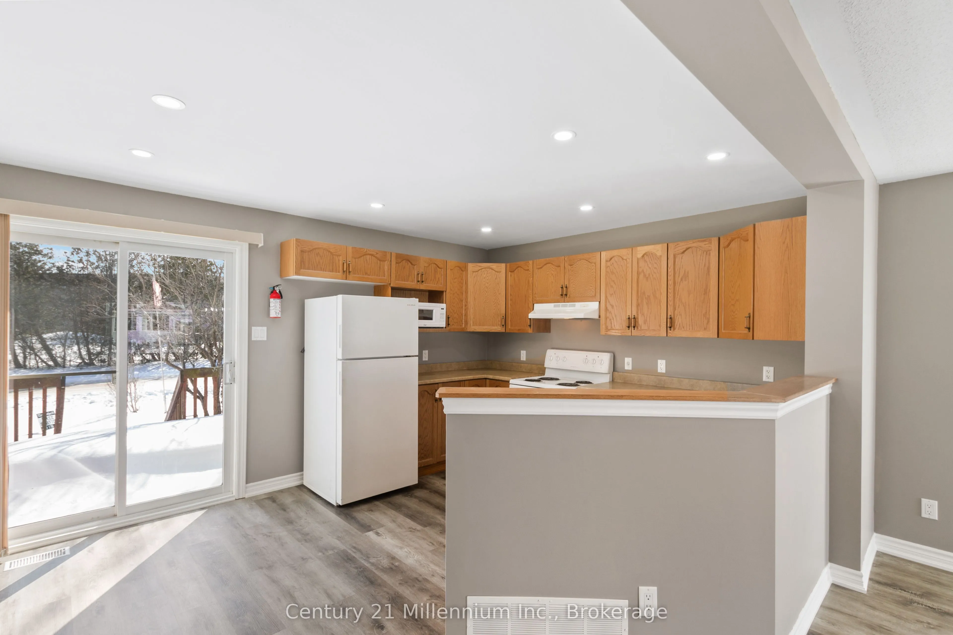 33 BIRCHWOOD Court