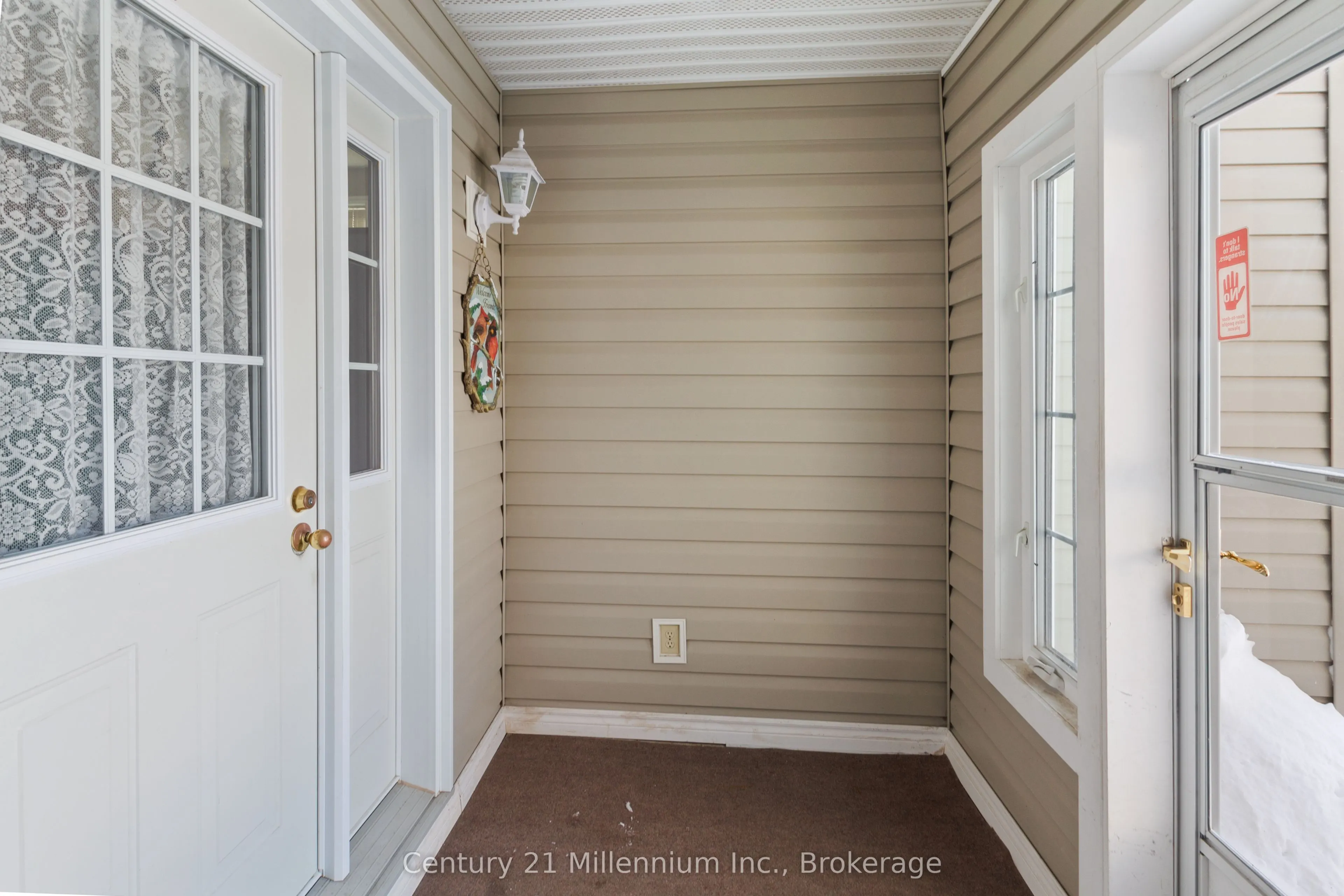 33 BIRCHWOOD Court