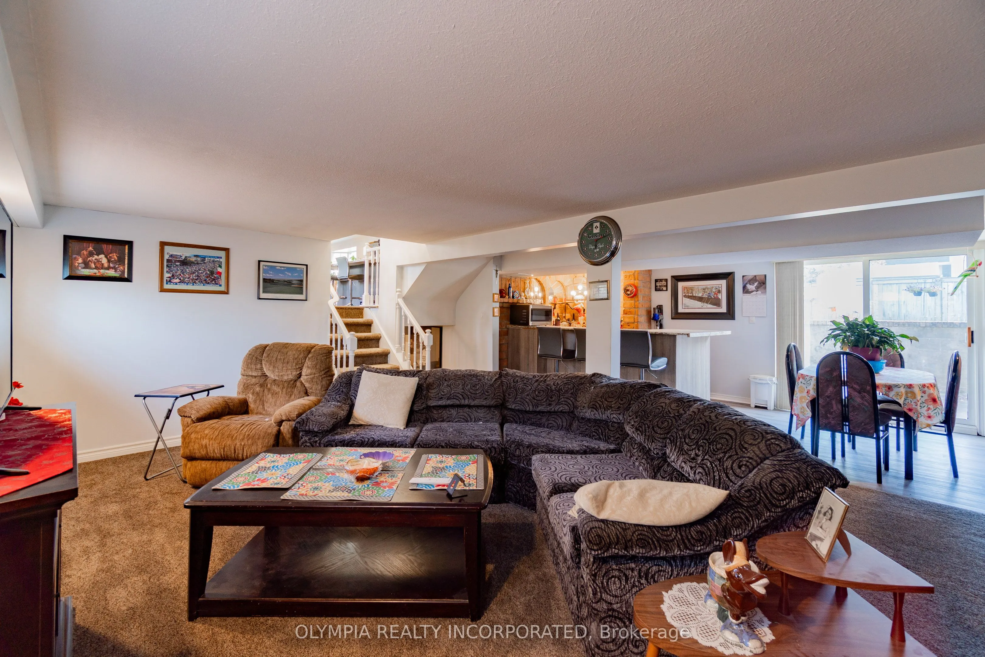 8133 Sarah Street