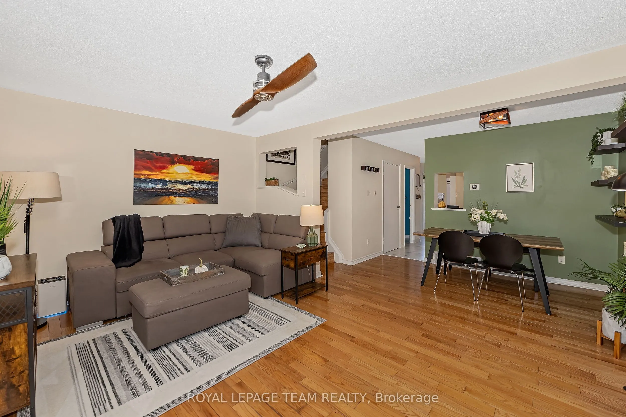 1844 Stonehenge Crescent