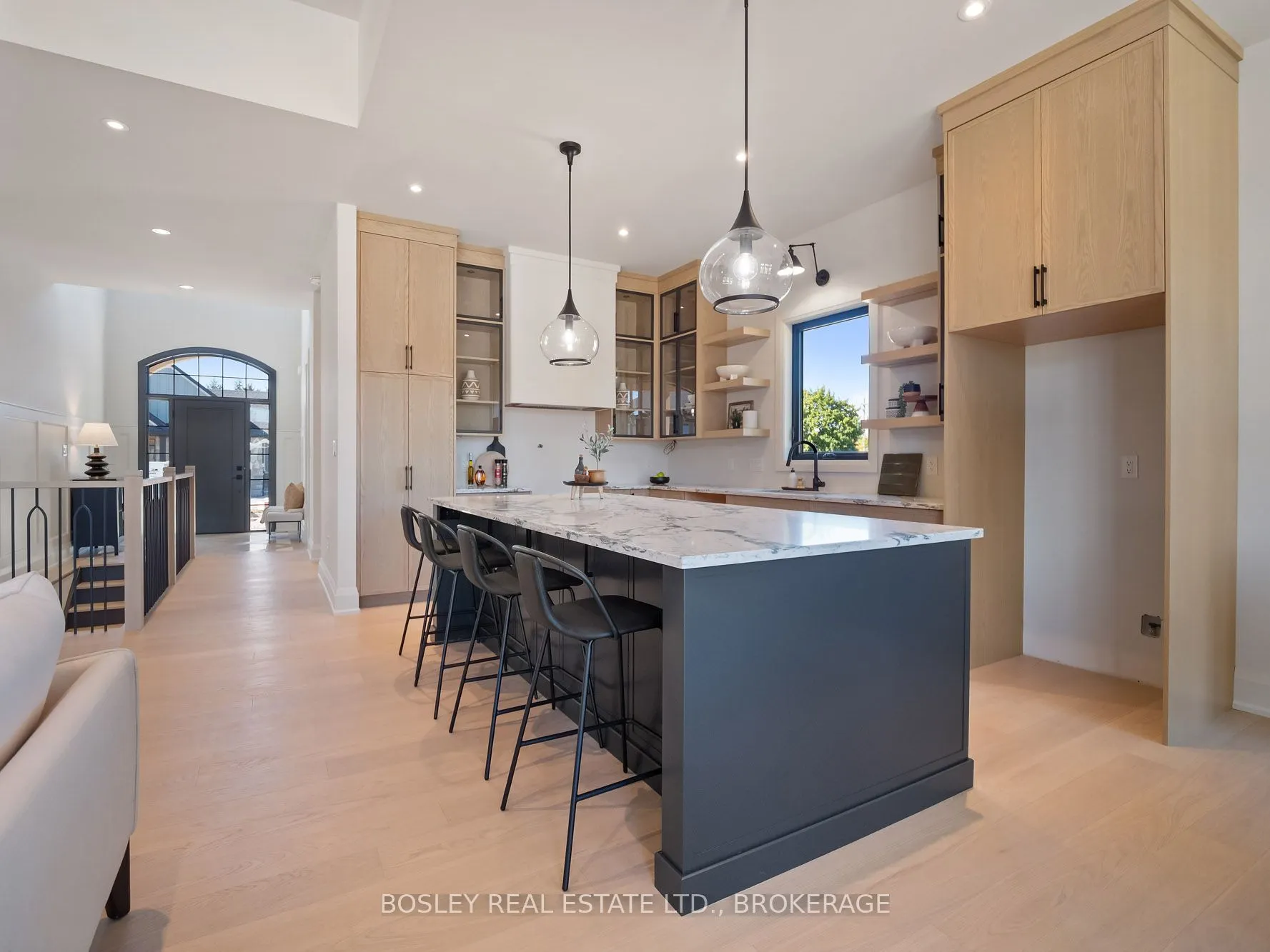 9 OAKLEY Drive