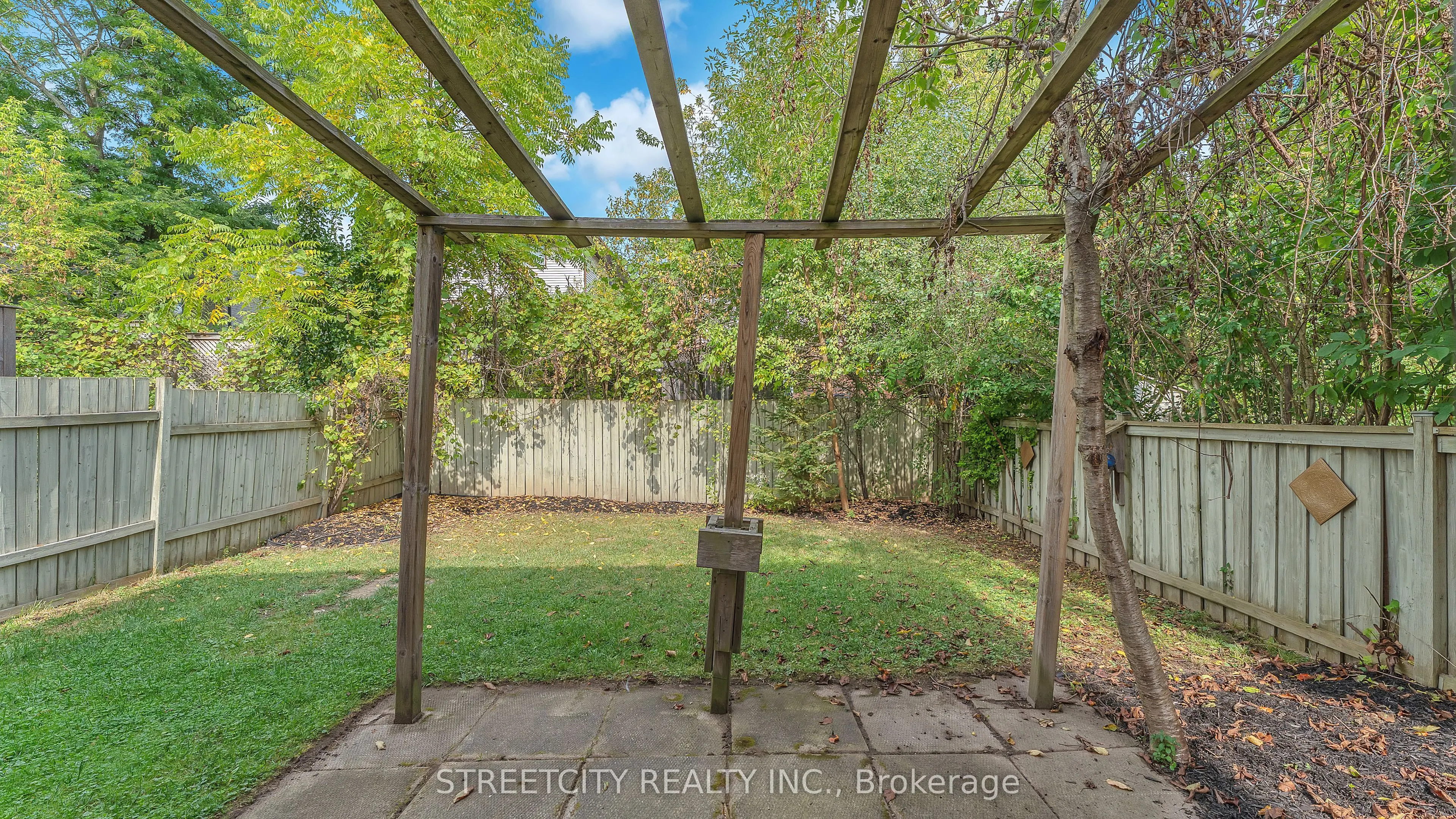 151 Walmer Gardens