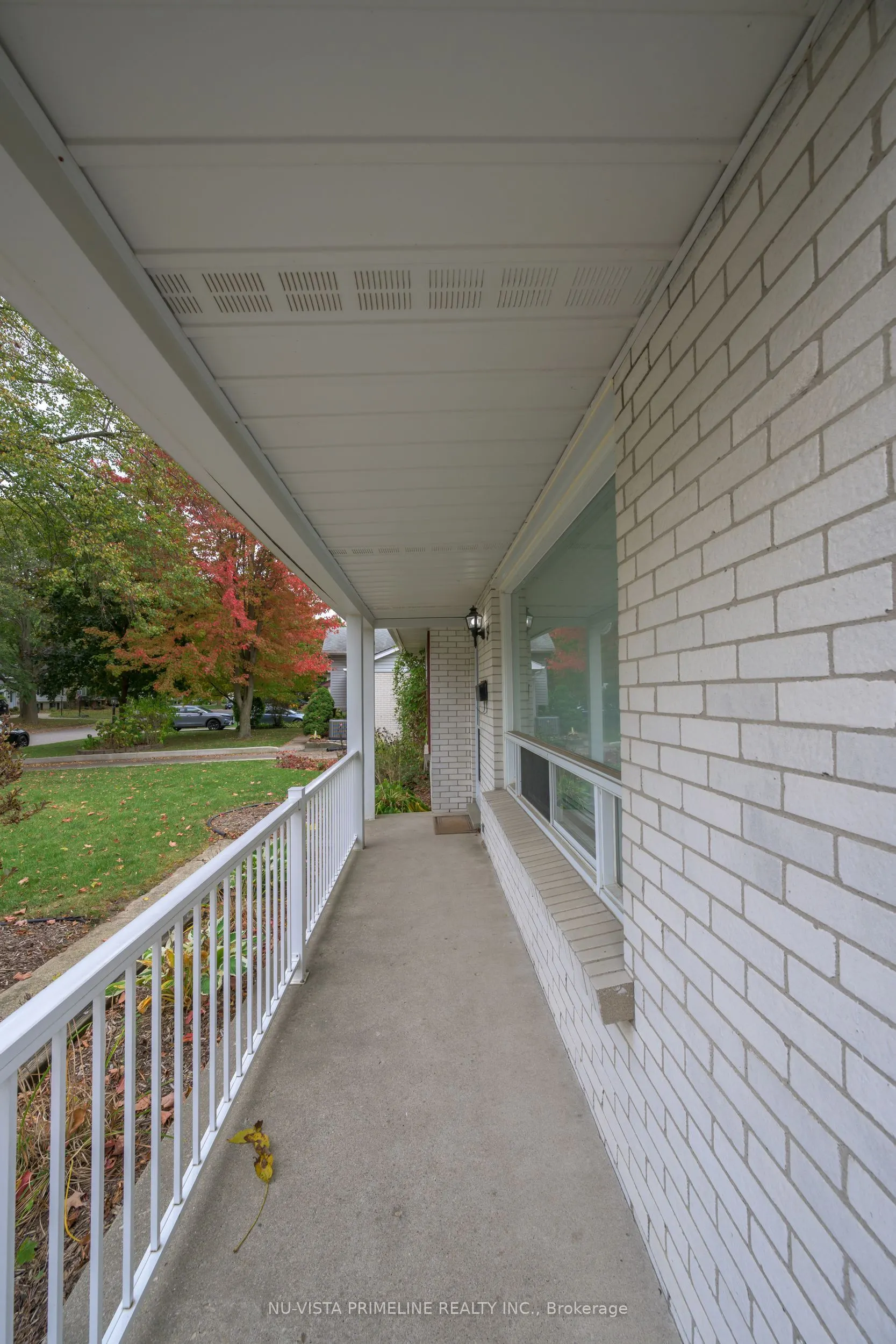 55 Maxwell Crescent