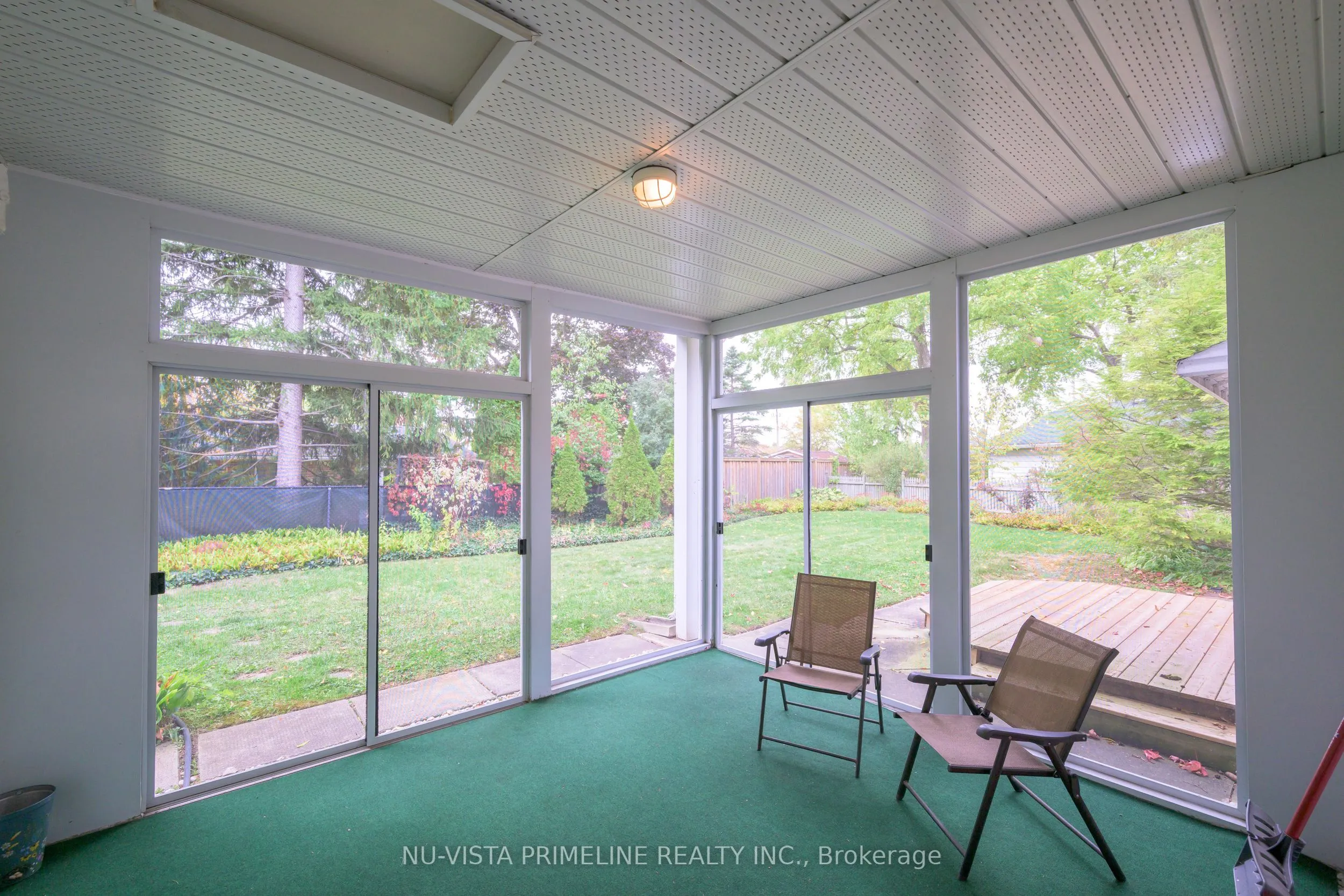 55 Maxwell Crescent