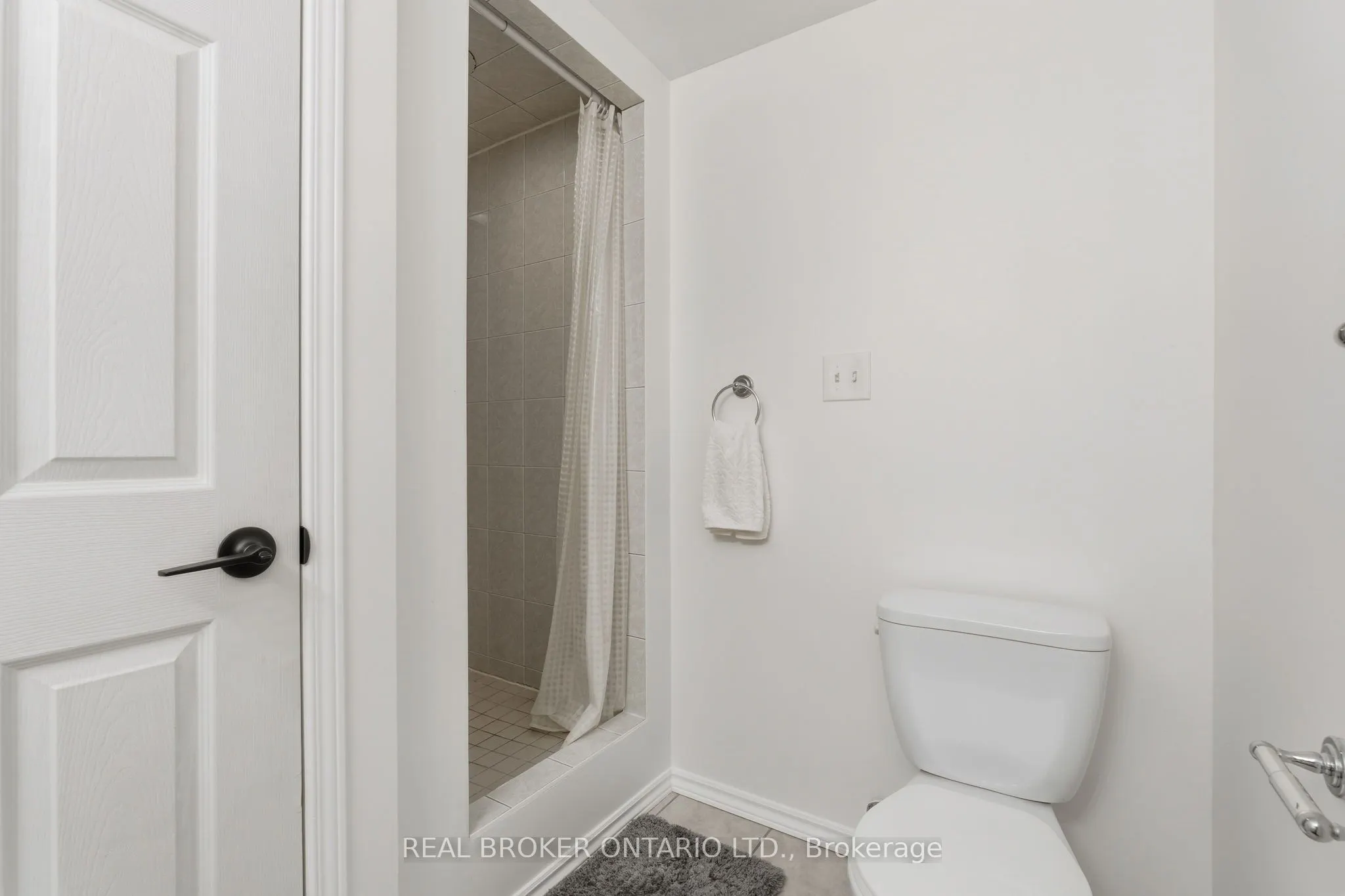 28 Brookheath Lane