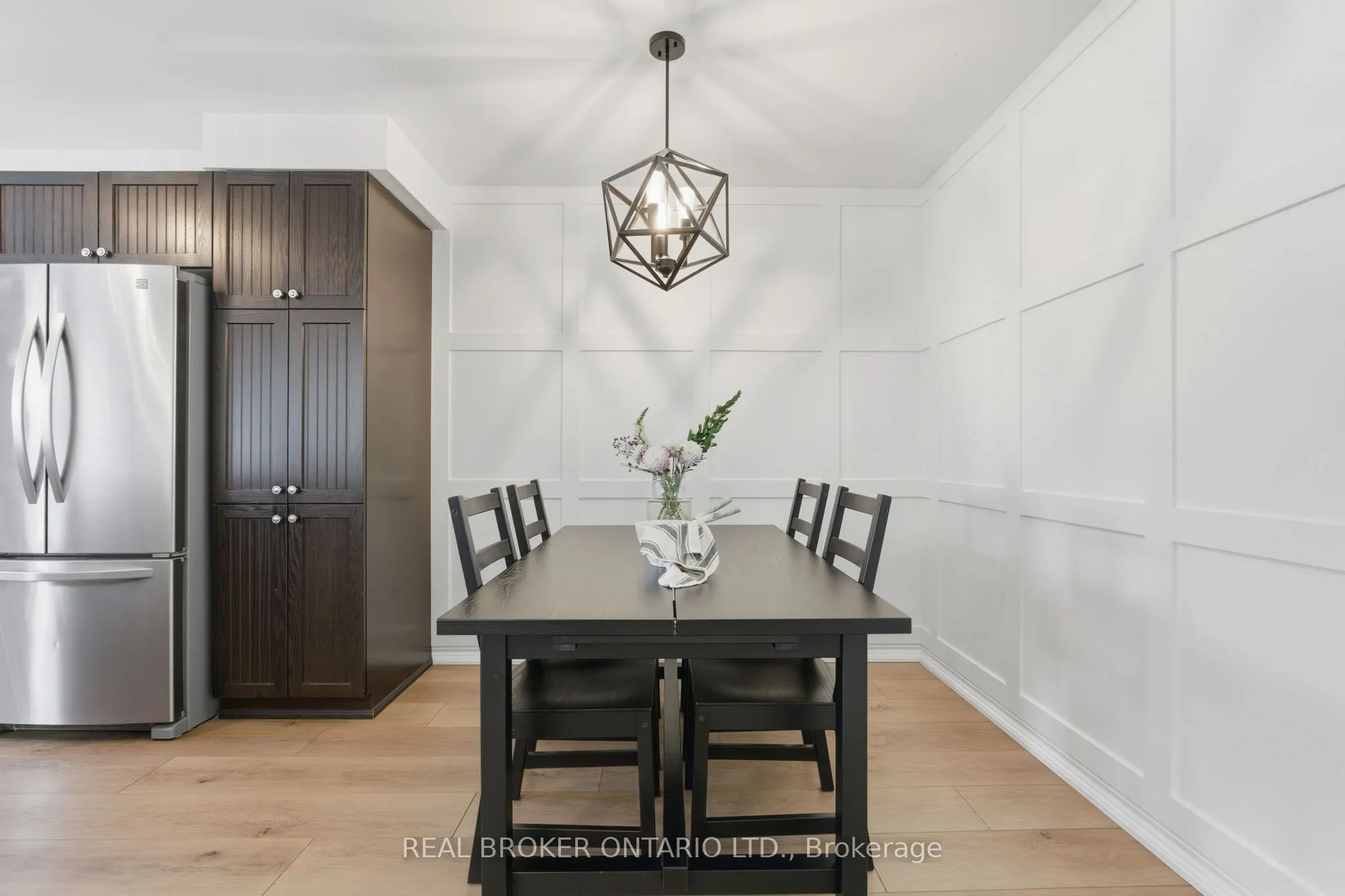28 Brookheath Lane