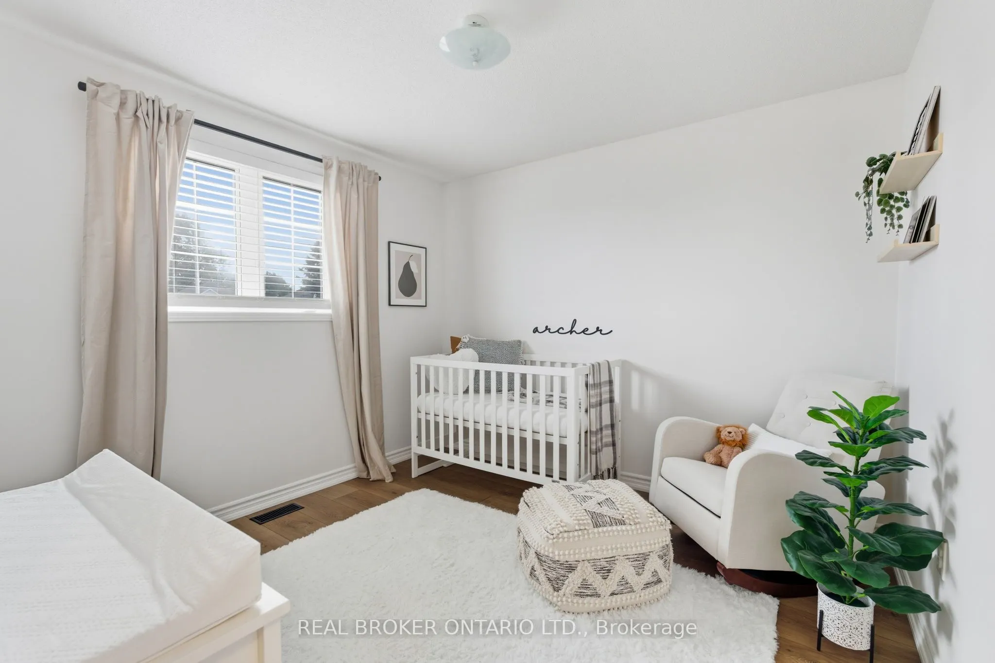 28 Brookheath Lane
