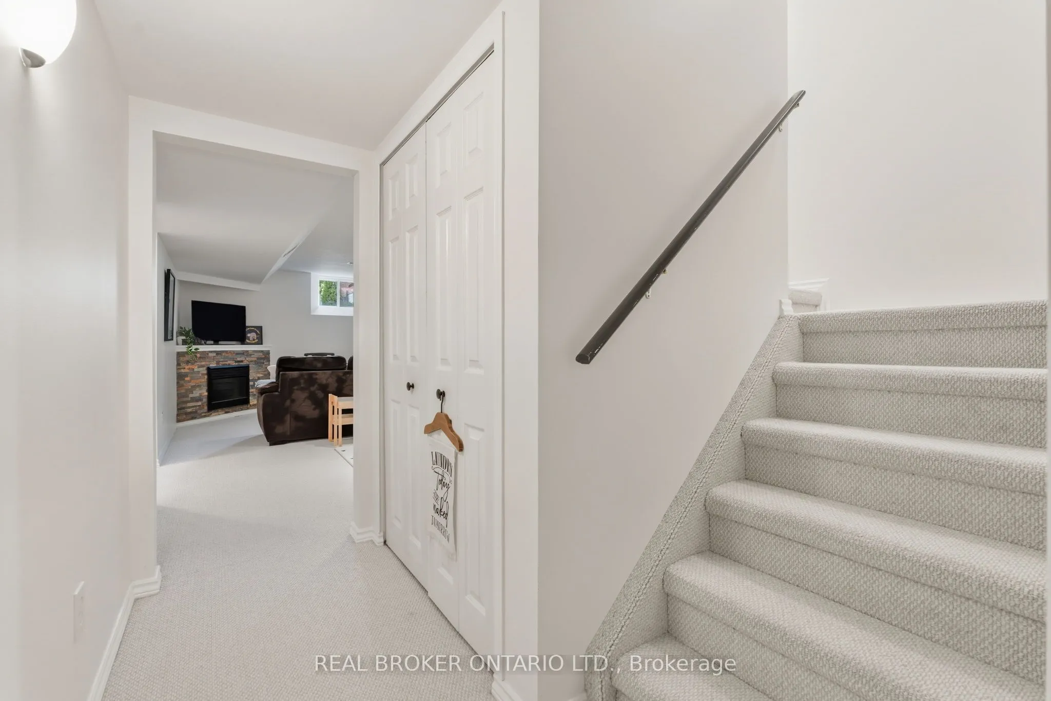 28 Brookheath Lane