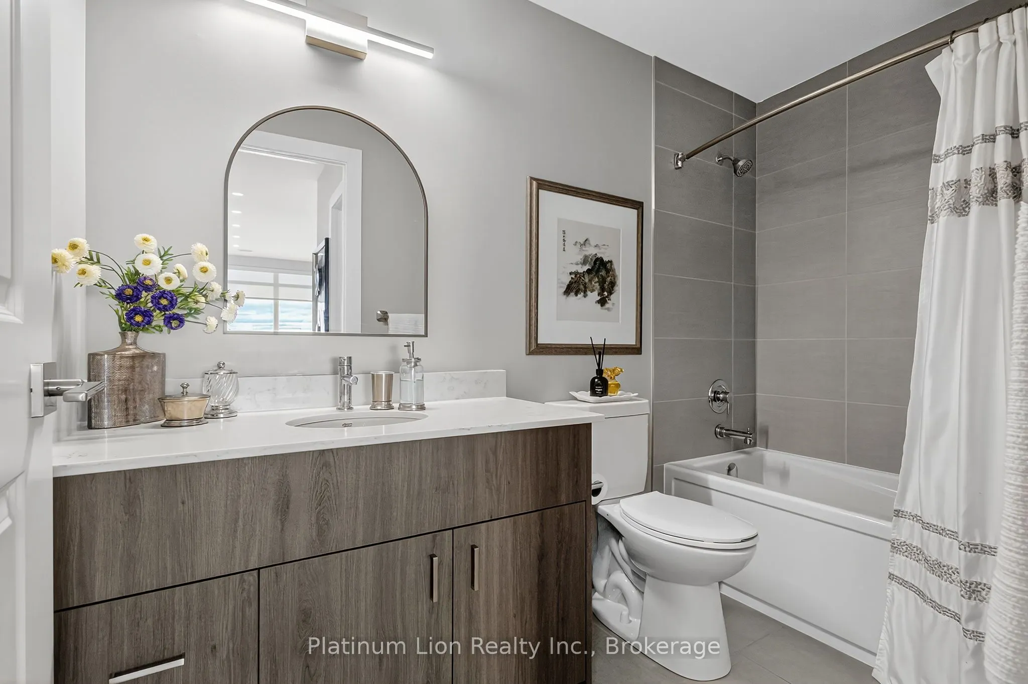 15 Glebe Street, #1313