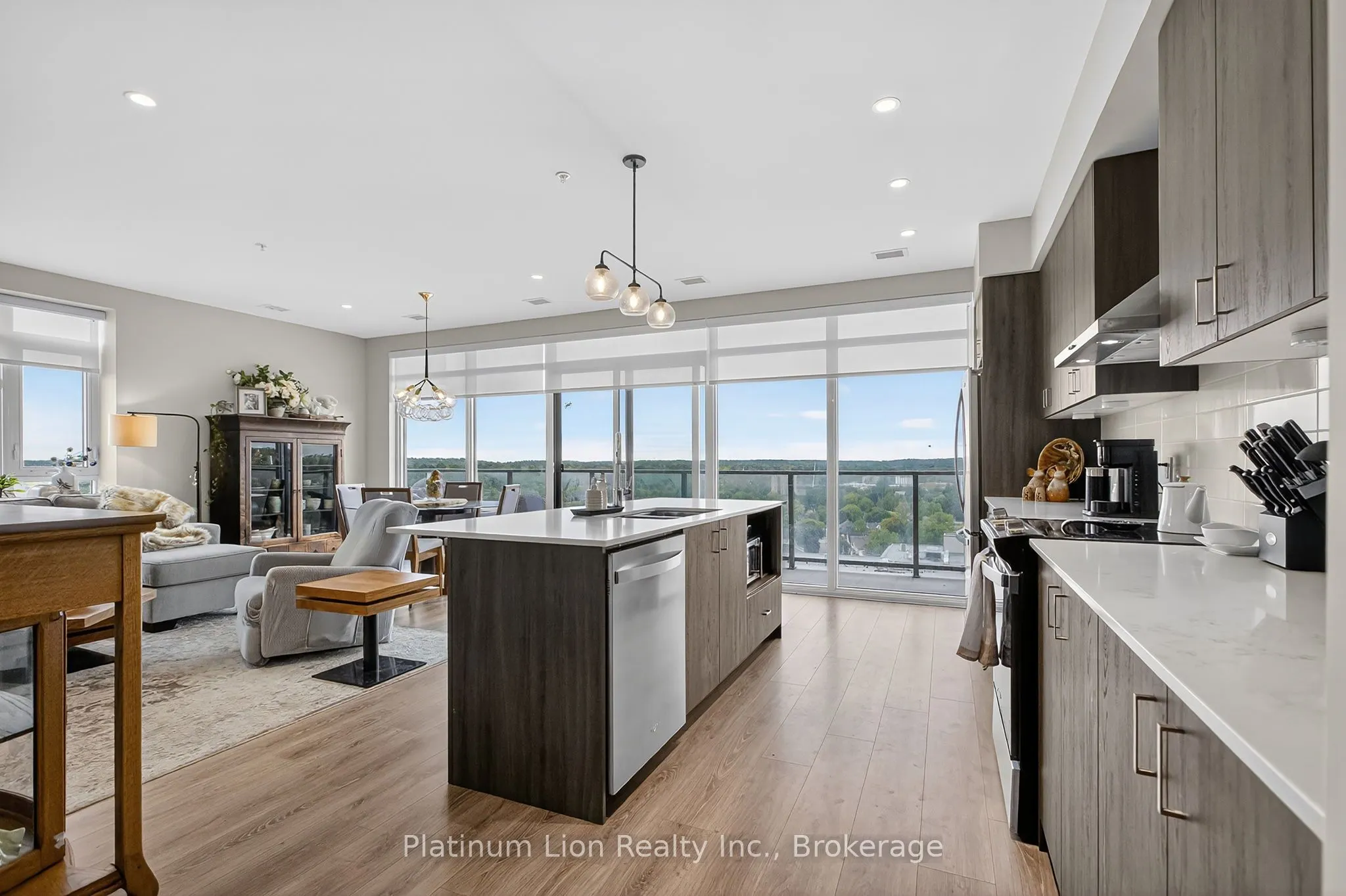 15 Glebe Street, #1313