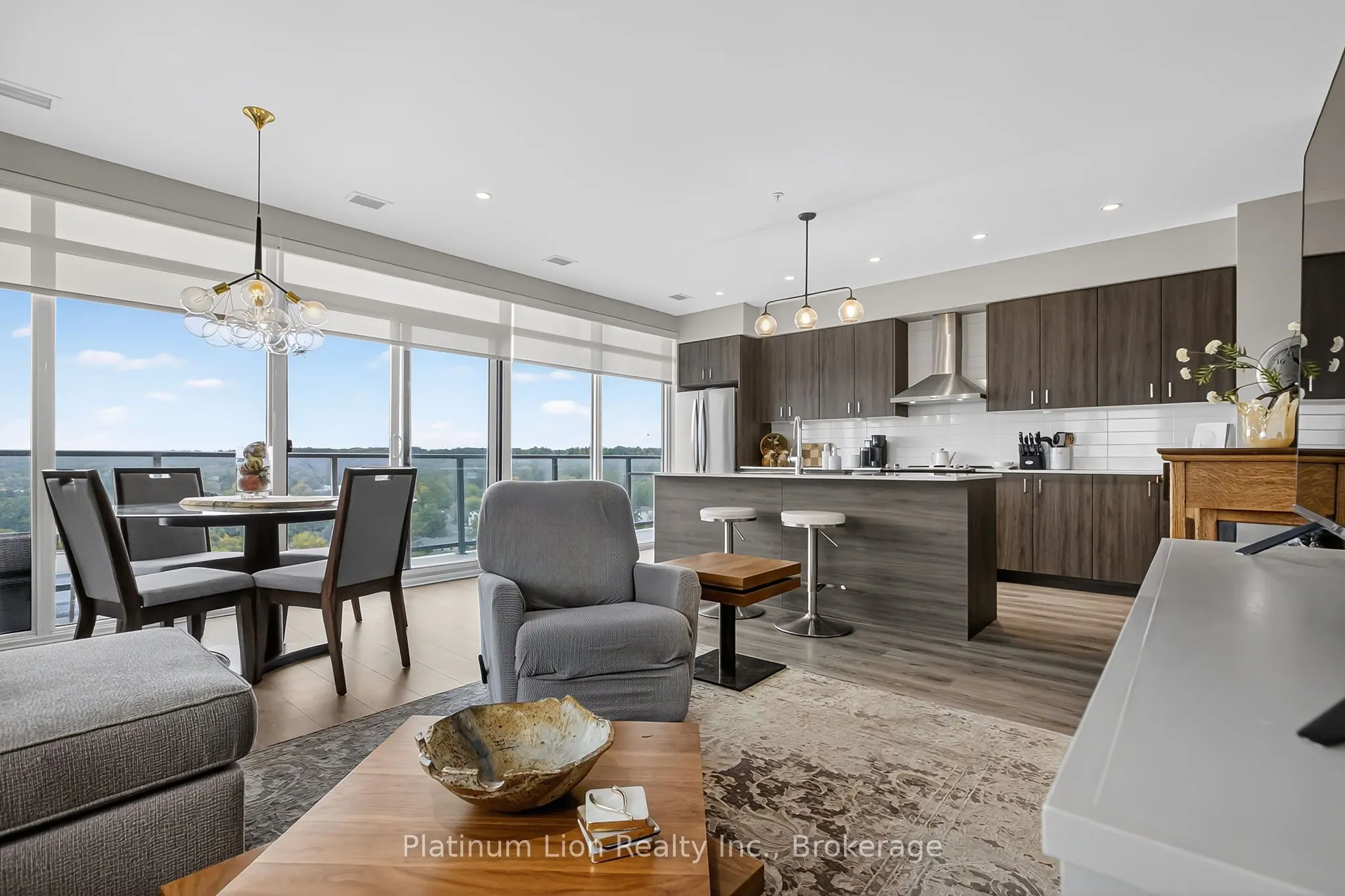 15 Glebe Street, #1313
