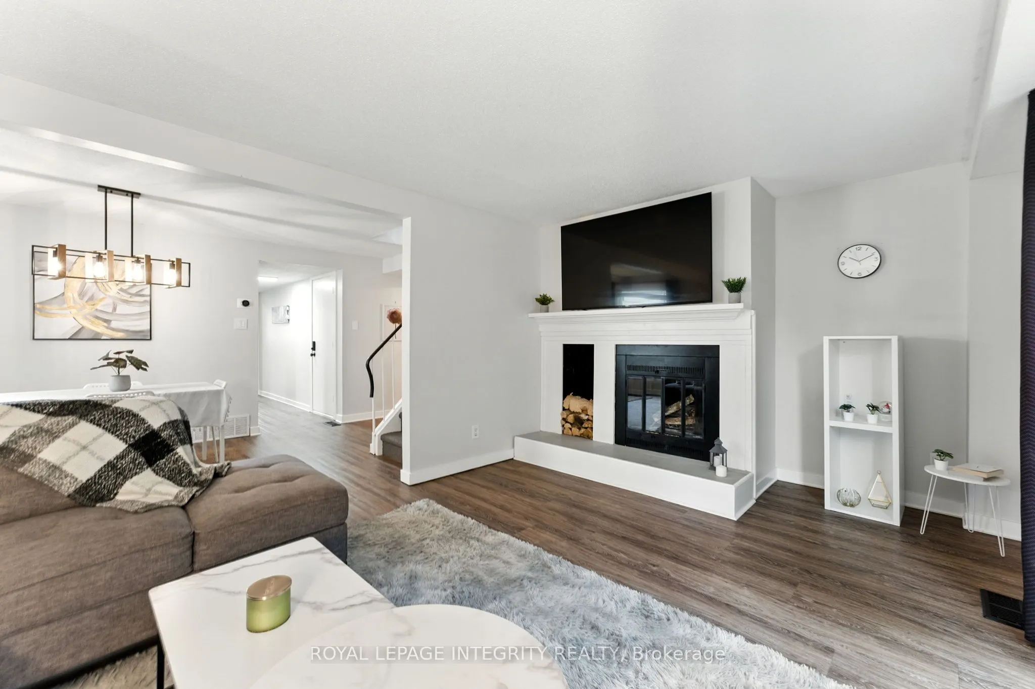 7900 Decarie Drive
