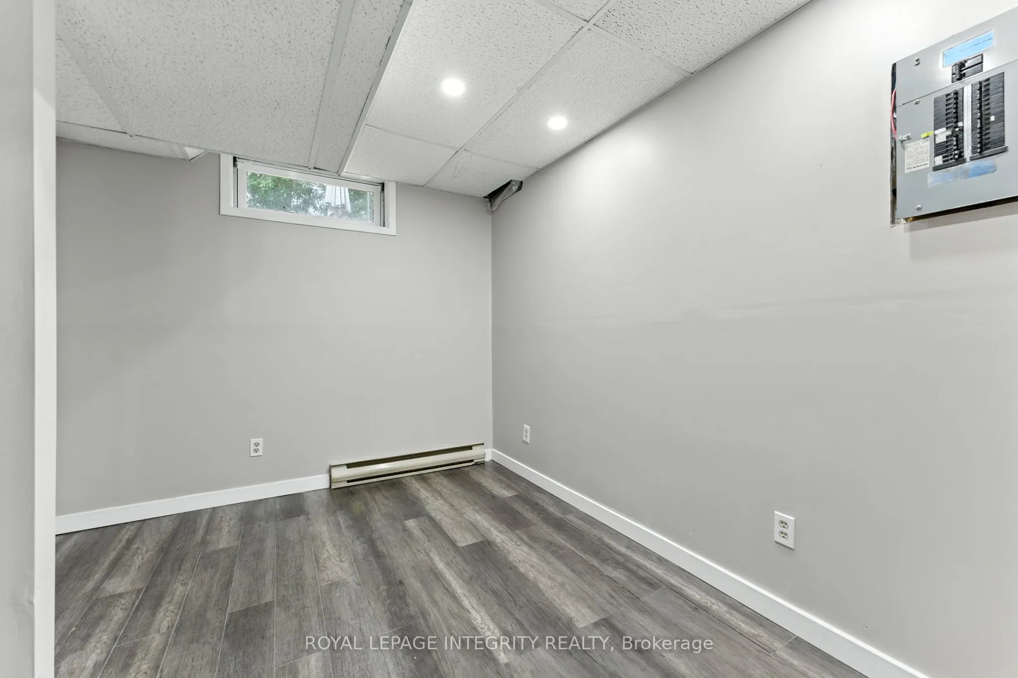 7900 Decarie Drive