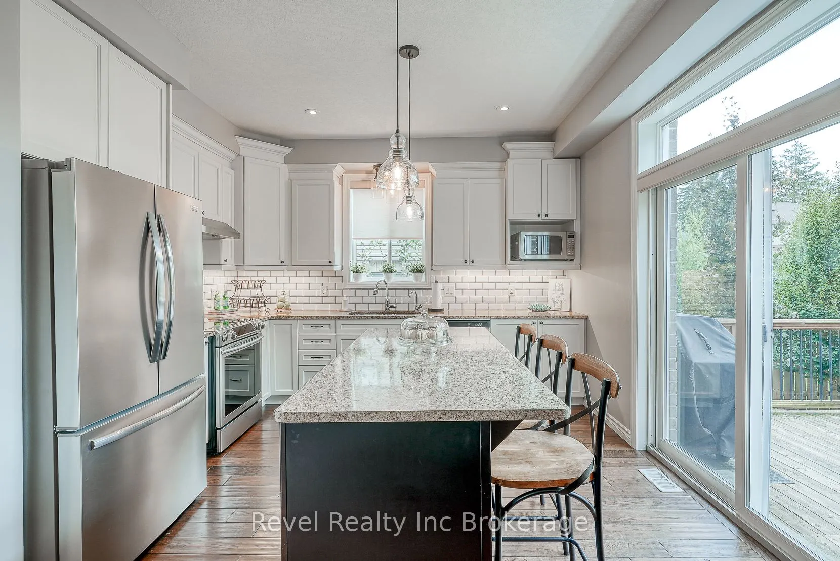 2 Brookfield Court