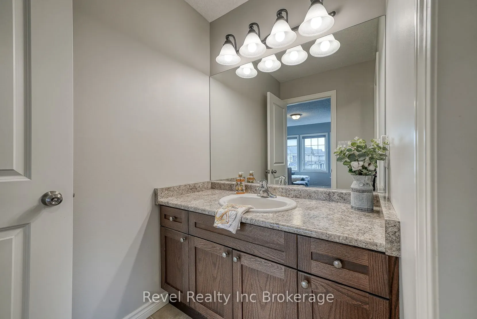 2 Brookfield Court