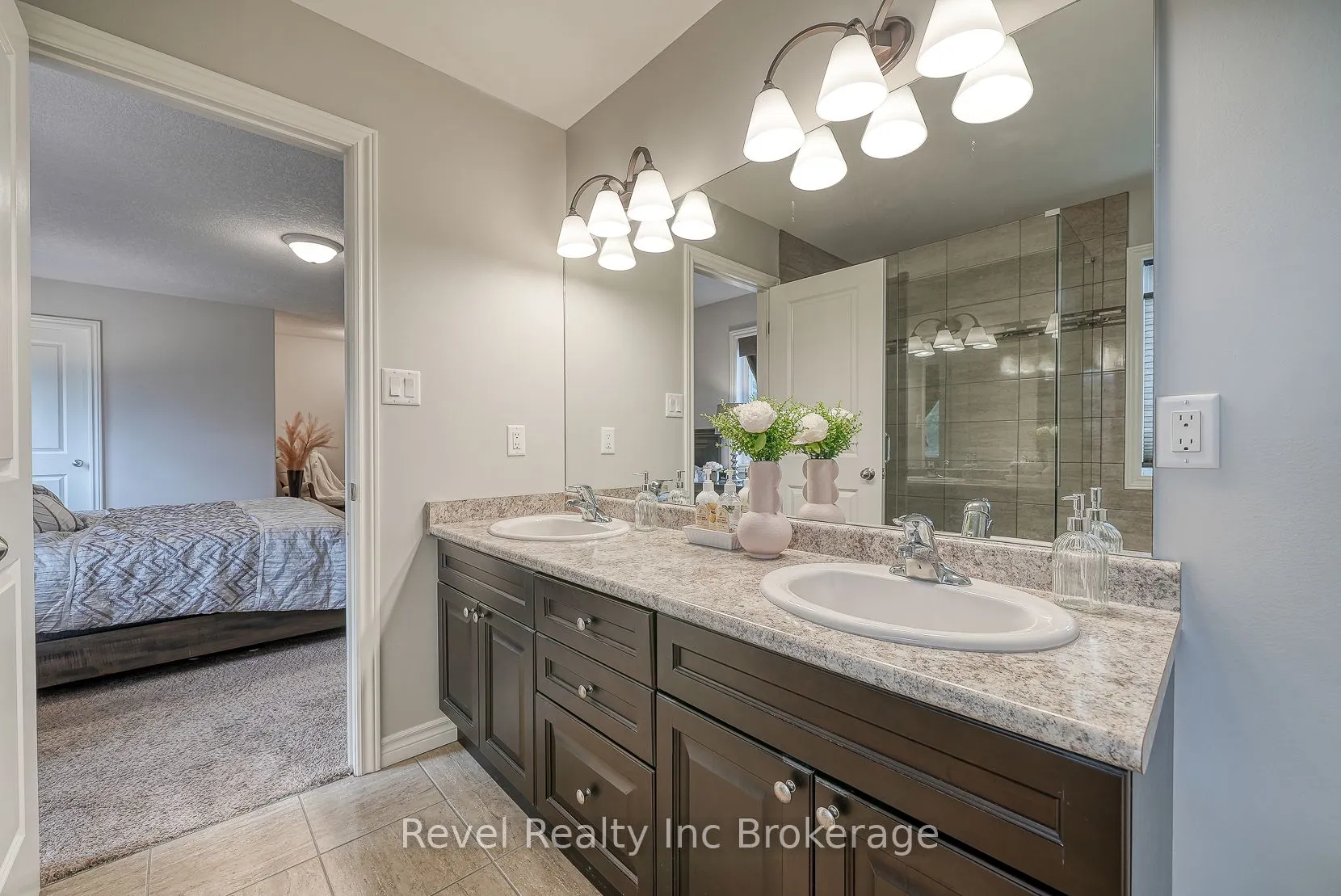 2 Brookfield Court
