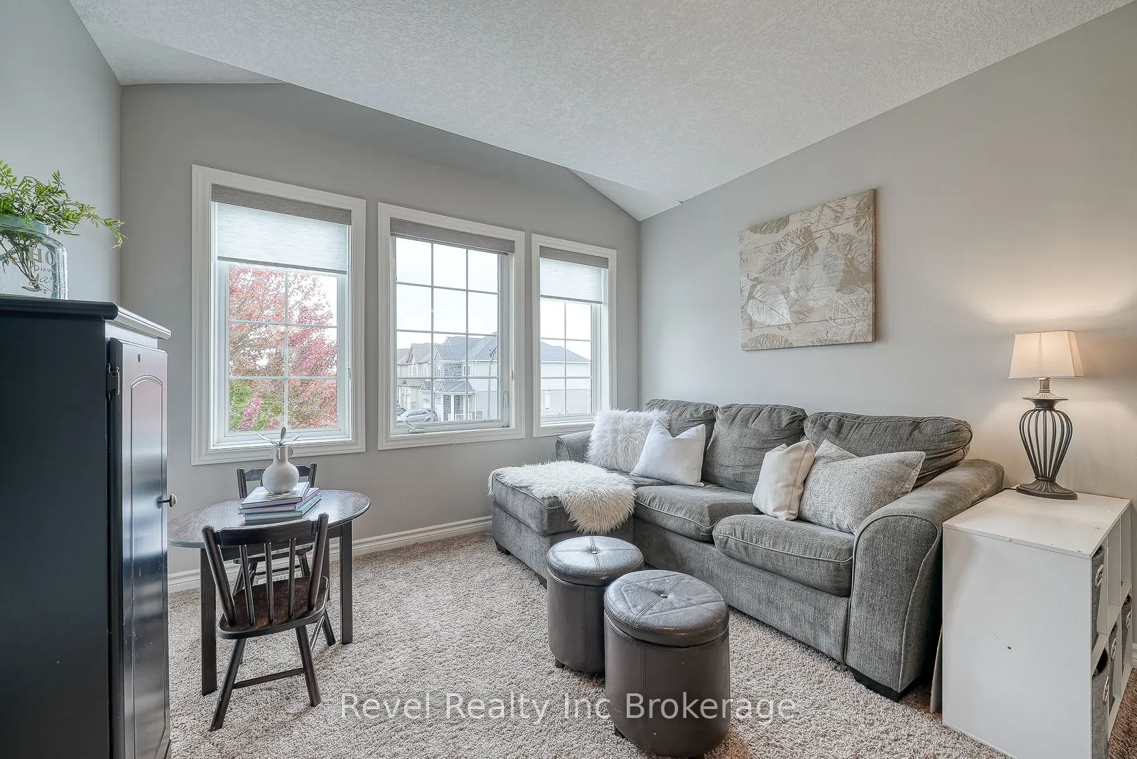 2 Brookfield Court