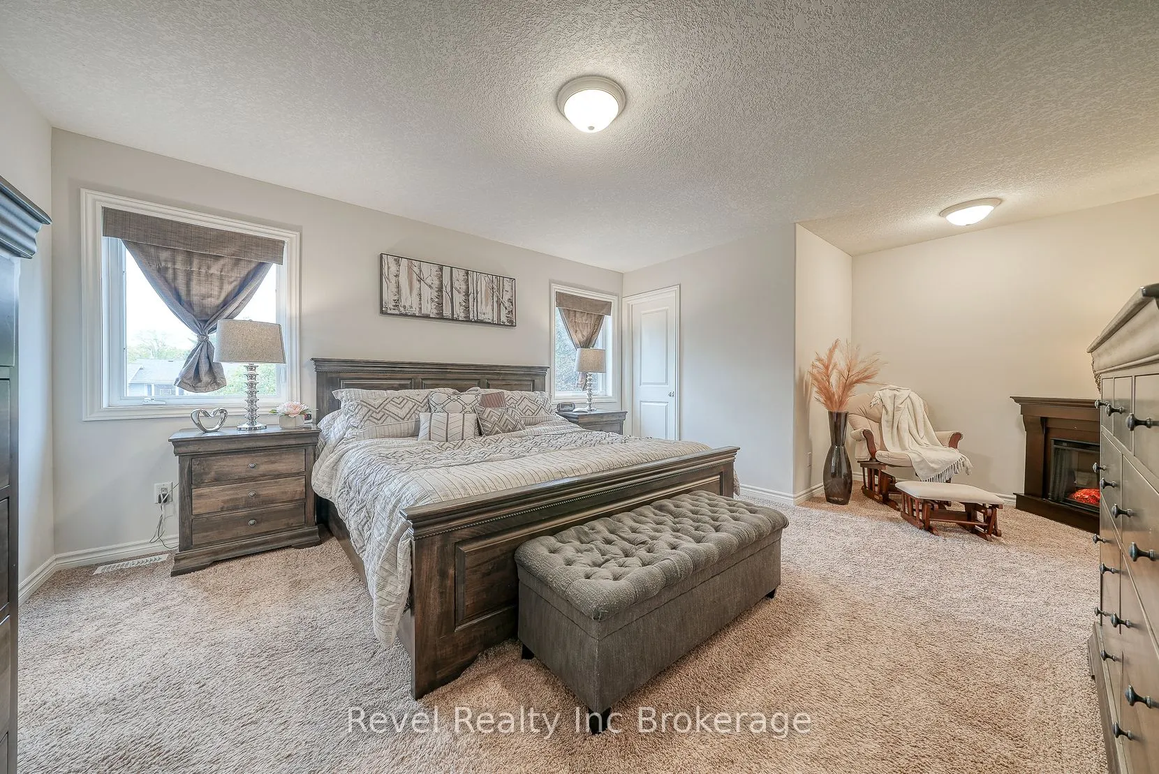 2 Brookfield Court