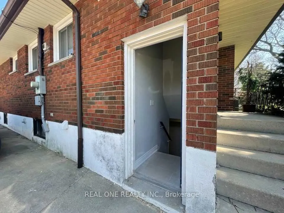 99 WARREN Avenue, #Basement