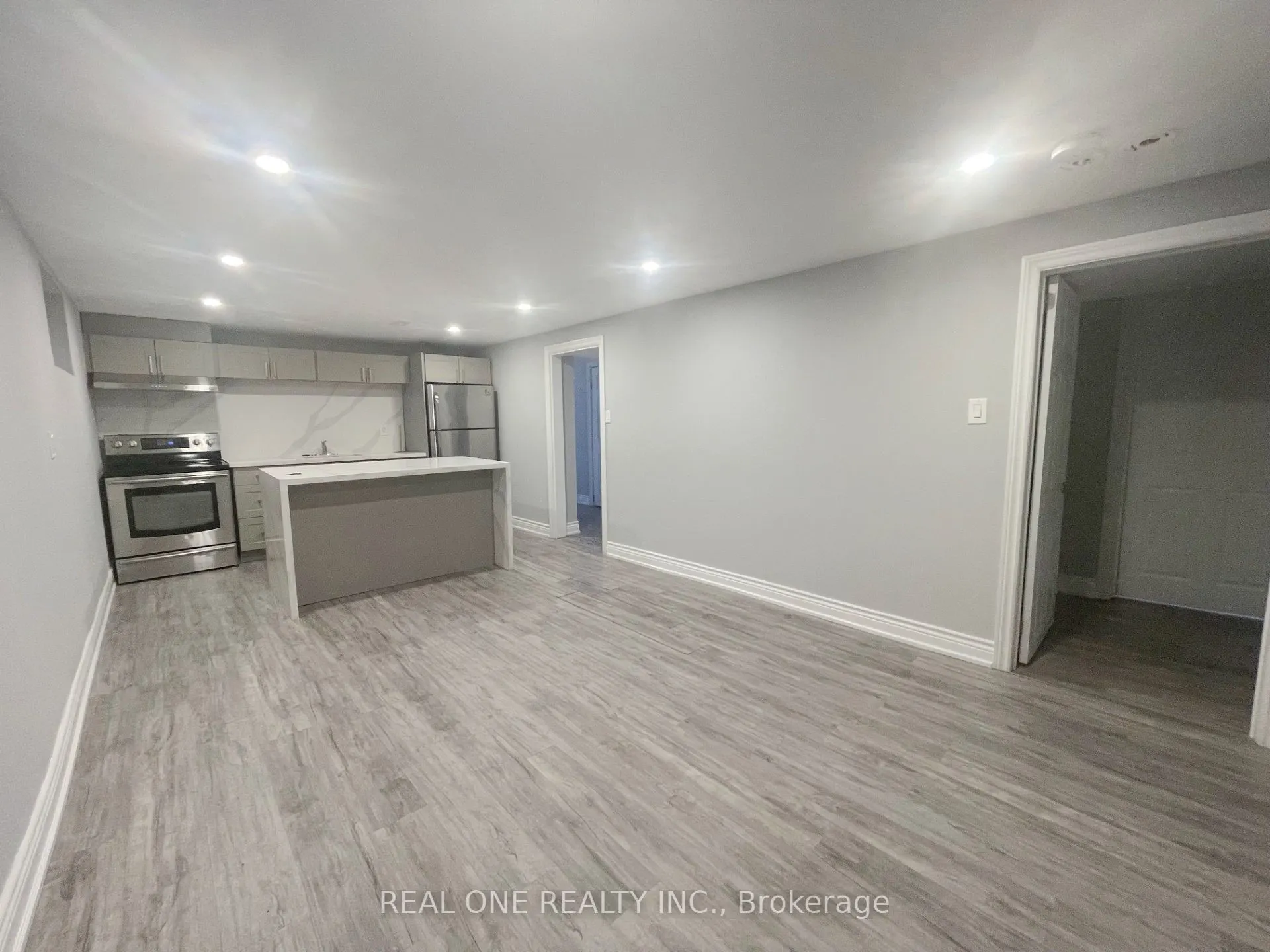 99 WARREN Avenue, #Basement
