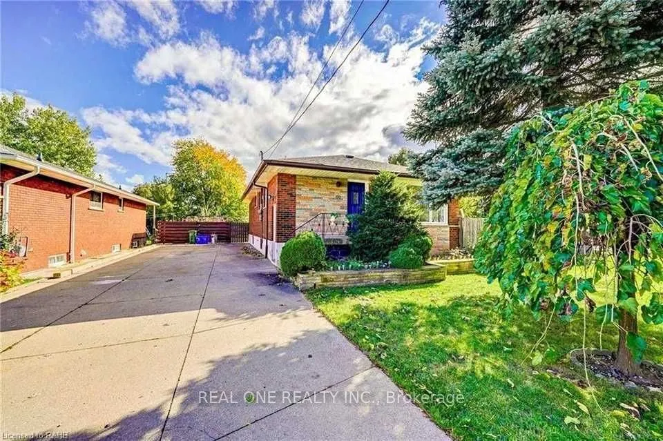 99 WARREN Avenue, #Basement
