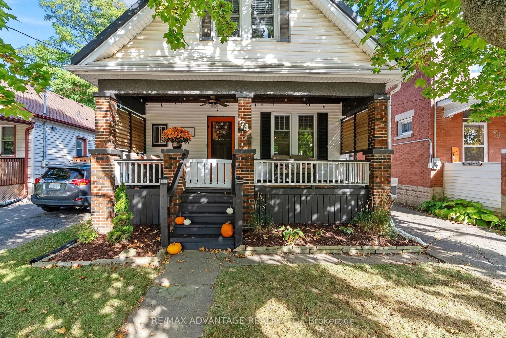 74 Emery Street E
