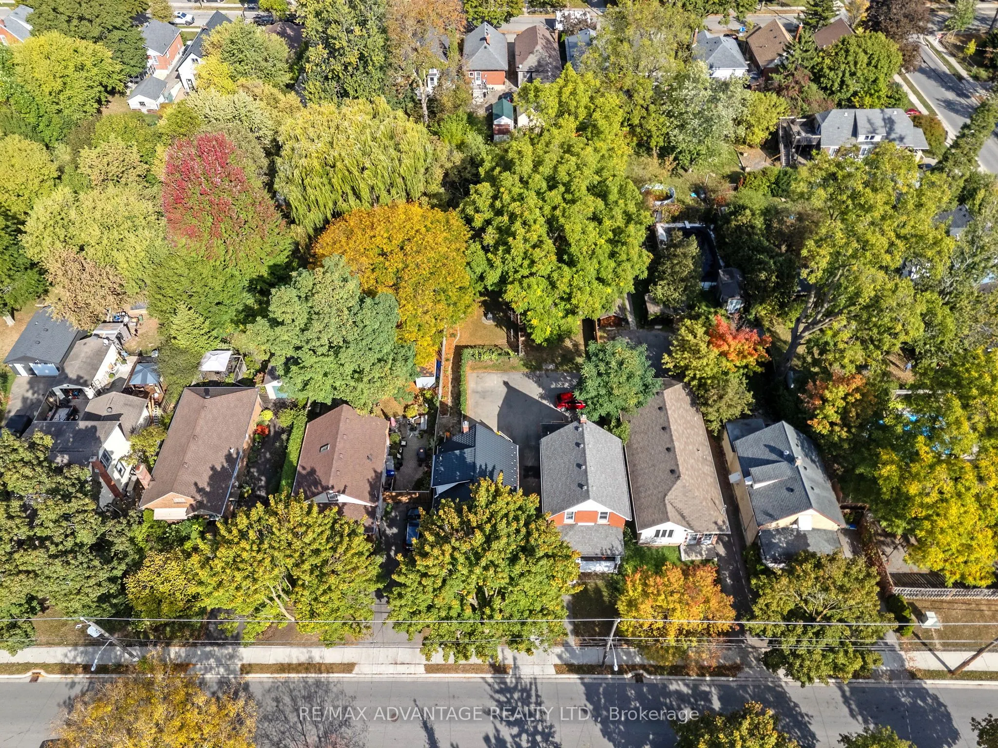 74 Emery Street E