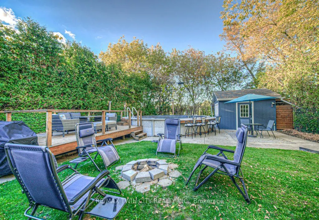 18 Hilltop Drive