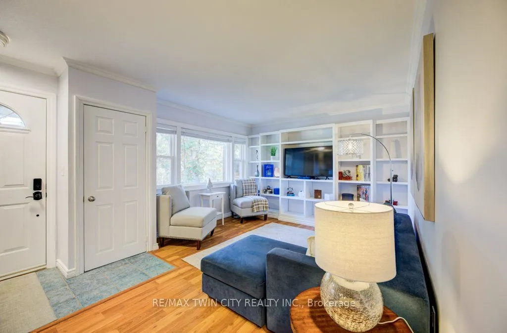 18 Hilltop Drive