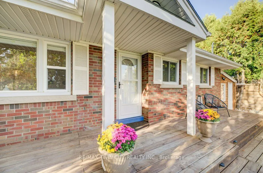 18 Hilltop Drive