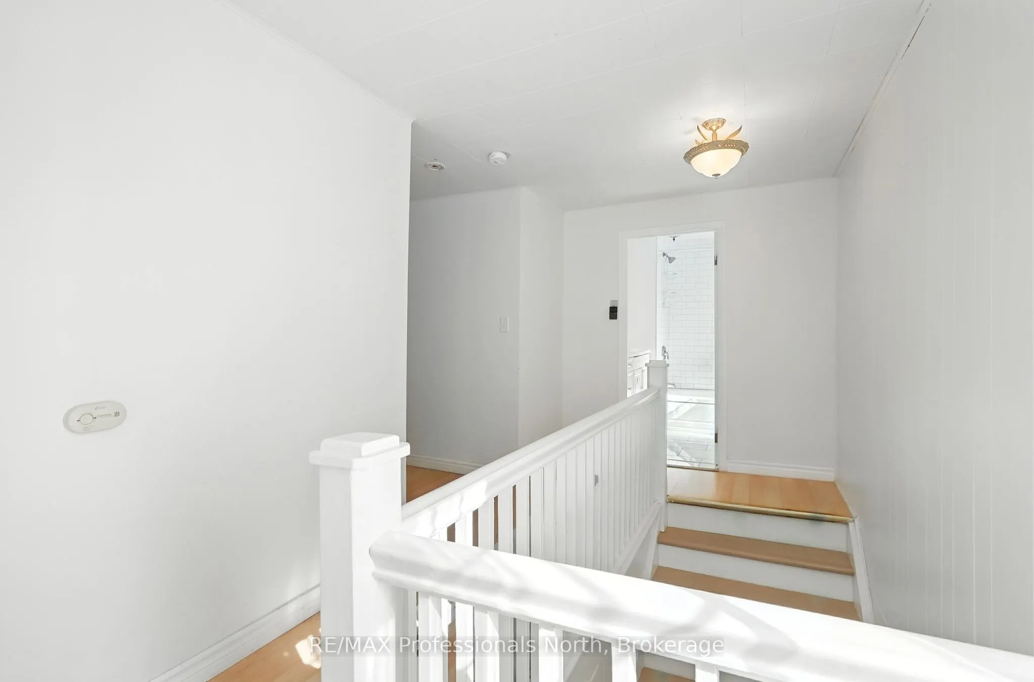 905 Starratt Road