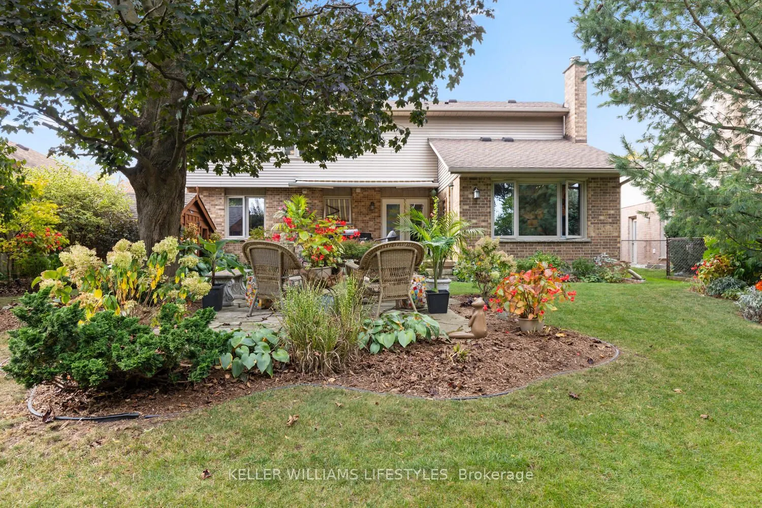 114 Monte Vista Crescent