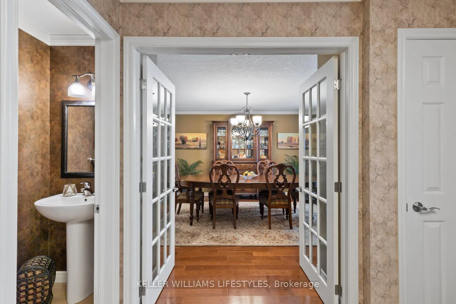 114 Monte Vista Crescent