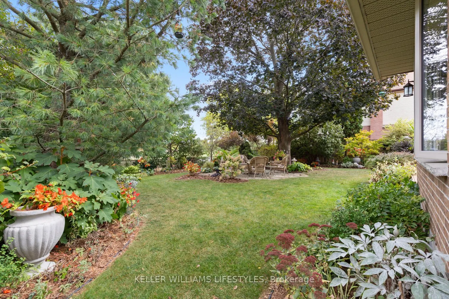 114 Monte Vista Crescent