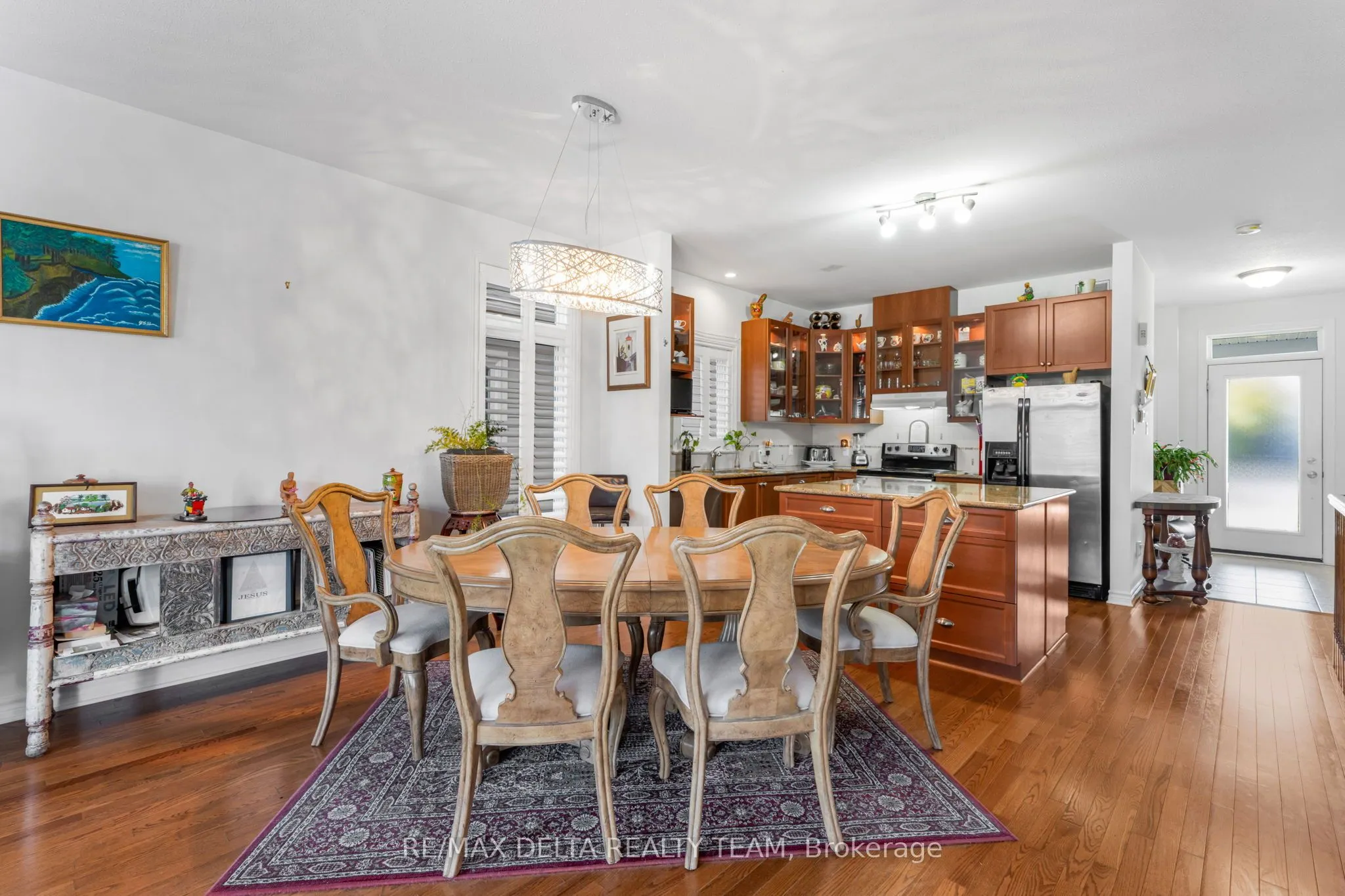 702 Cabris Crescent