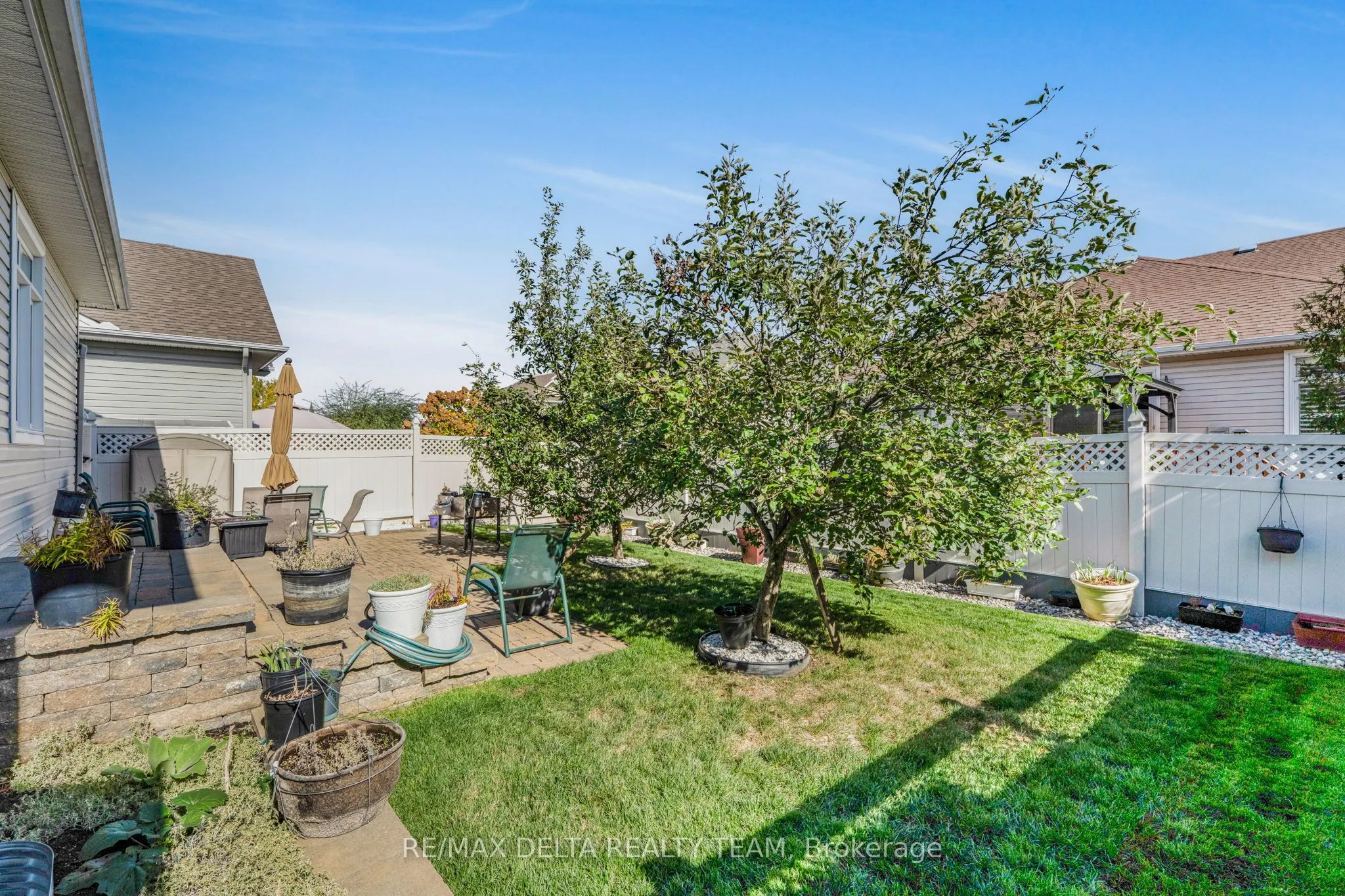 702 Cabris Crescent