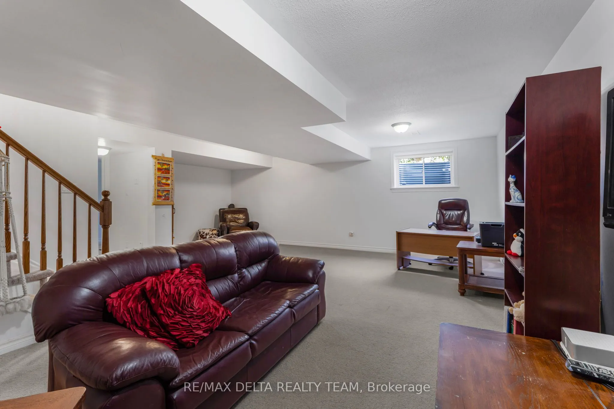 702 Cabris Crescent