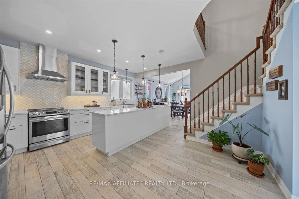 125 Brunet Street